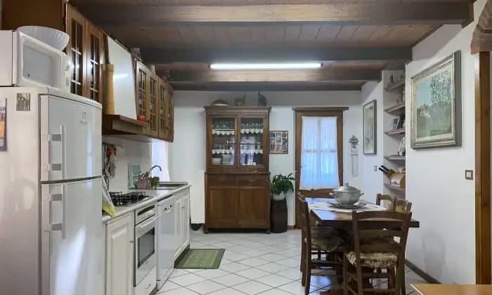 Rexer-Camaiore-Vendita-Casale-ex-Frantoio-CUCINA