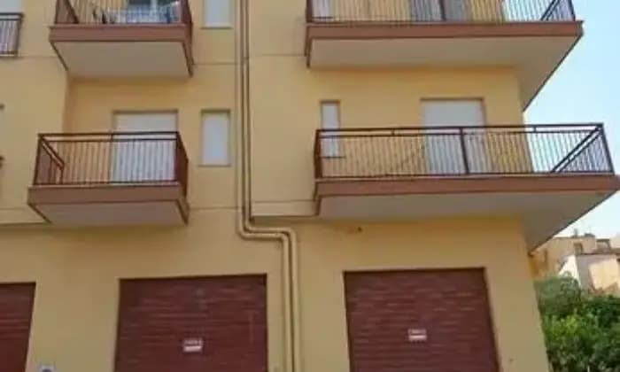Rexer-Aragona-Vendesi-Appartamento-Via-Enrico-de-Nicola-a-Aragona-AG-Facciata