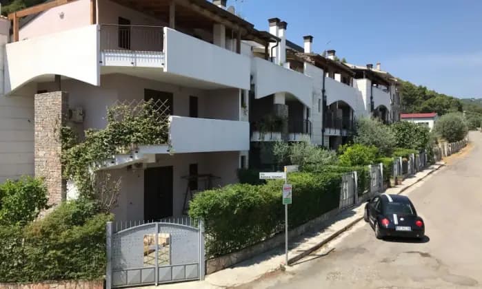 Rexer-Montegiordano-Vendesi-appartamenti-a-Montegiordano-Marina-CS-Primo-piano-Ingresso