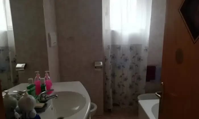 Rexer-Aversa-Appartamento-ristrutturato-BAGNO