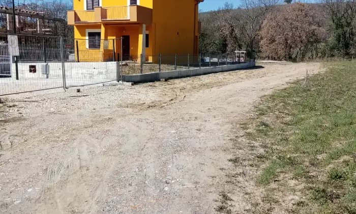 Rexer-Orte-Vendesi-Villa-a-schiera-in-costruzione-a-Petignano-Orte-Altro