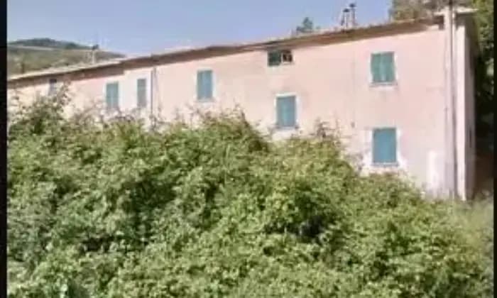 Rexer-Castelnuovo-di-Val-di-Cecina-Appartamento-in-via-Lagoni-a-Castelnuovo-di-Val-di-Cecina-Terrazzo