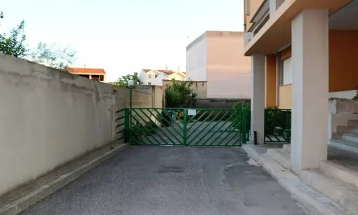 Rexer-Oristano-Vendesi-ampio-appartamento-in-via-Lepanto-Terrazzo