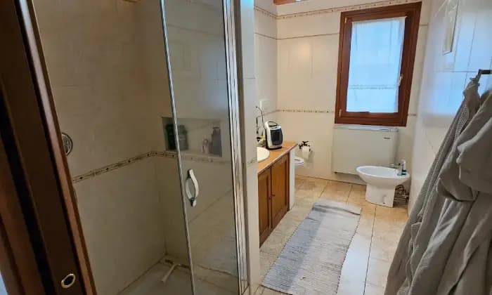 Rexer-Vigonza-Vendesi-villa-VIGONZA-PD-BAGNO