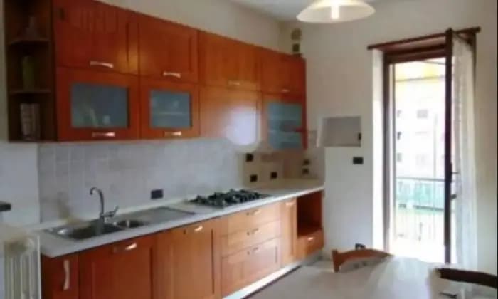 Rexer-Torino-Vendesi-appartamento-via-Paolo-Ferrari-Barriera-di-Milano-Torino-Cucina
