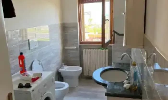 Rexer-Fermo-Vendesi-appartamento-a-FERMO-FM-Bagno