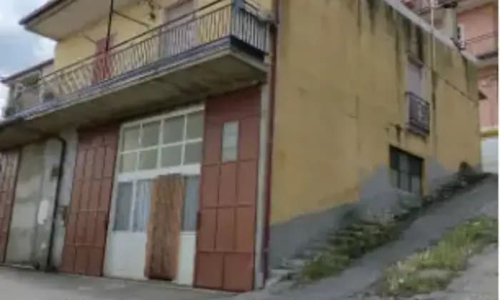 Rexer-Castelsilano-Casa-indipendente-in-vendita-in-via-Edificio-Scolastico-a-Castelsilano-Terrazzo