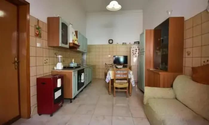 Rexer-Avola-Vendesi-appartamento-indipendente-con-garage-e-terrazzo-Cucina