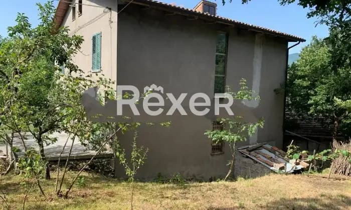 Rexer-Pennabilli-Vendesi-casa-indipendente-in-Strada-per-Miratoio-Pennabilli-Giardino
