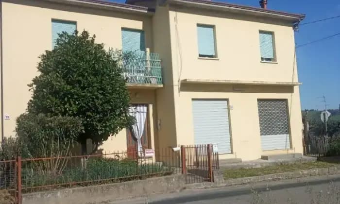 Rexer-Brisighella-Immobile-in-vendita-a-Villa-San-Giorgio-In-Vezzano-Brisighella-Giardino