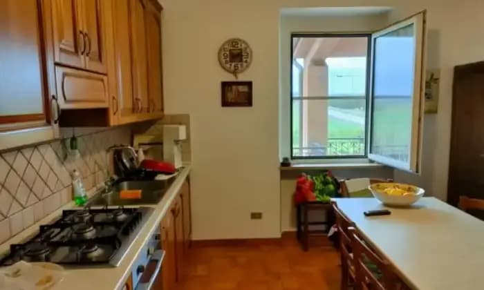 Rexer-Capalbio-Casale-indipendente-con-giardino-a-Capalbio-GR-Cucina
