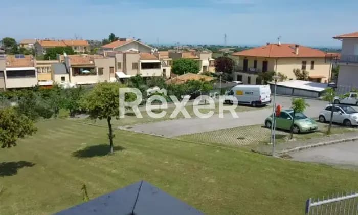 Rexer-Senigallia-Vendesi-ppartamento-a-Castellaro-di-SENIGALLIA-Giardino