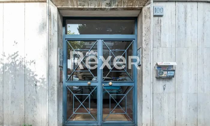 Rexer-Roma-Luminoso-e-comodo-appartamento-in-zona-tranquilla-NUDA-PROPRIETA-ENTRATA
