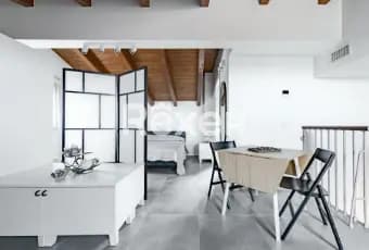 Rexer-Terre-Roveresche-Nuovo-e-splendido-appartamento-duplex-con-terrazzino-SALONE