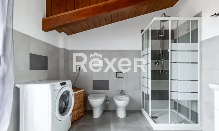 Rexer-Terre-Roveresche-Nuovo-e-splendido-appartamento-duplex-con-terrazzino-BAGNO