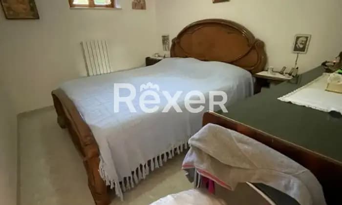 Rexer-Fasano-Vendesi-villa-in-Contrada-Canale-di-Pirro-Fasano-CameraDaLetto