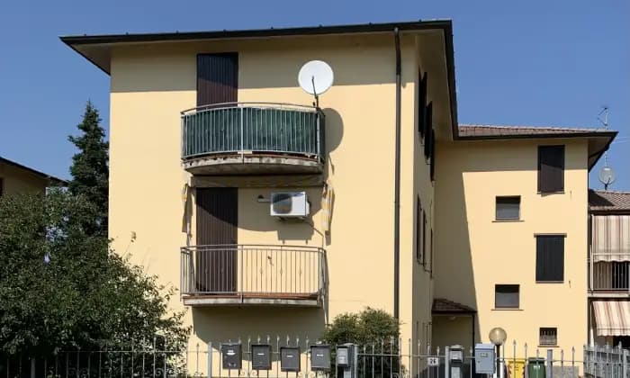 Rexer-Chieve-Vendesi-appartamento-in-via-Fulcheria-Chieve-Terrazzo
