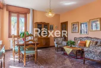Rexer-Portogruaro-Appartamento-centrale-quadrilocale-con-terrazzo-abitabile-e-garage-Salone