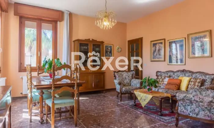 Rexer-Portogruaro-Appartamento-centrale-quadrilocale-con-terrazzo-abitabile-e-garage-Salone