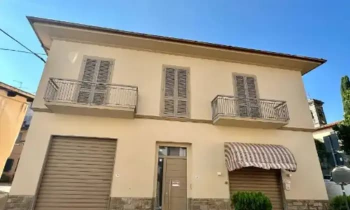 Rexer-Reggello-Appartamento-in-vendita-in-via-Andrea-del-Sarto-Cancelli-Reggello-Facciata