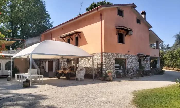 Rexer-Palombara-Sabina-Villa-con-fantastico-giardino-Terrazzo