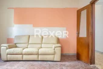 Rexer-Ricadi-Spazioso-appartamento-indipendente-a-piano-terra-SALONE