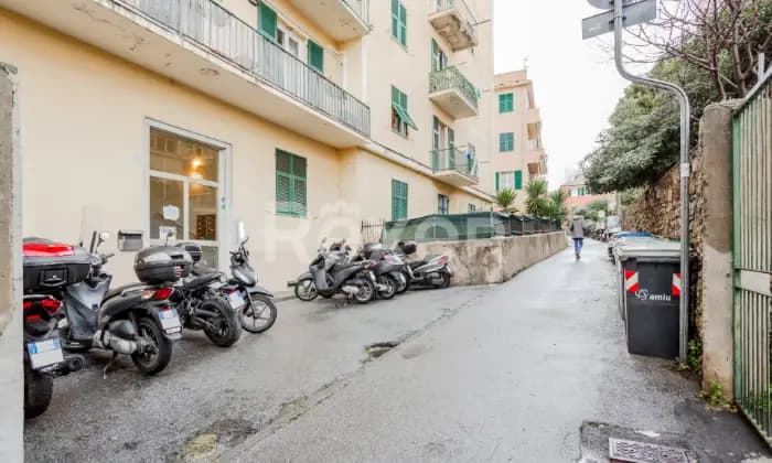 Rexer-Genova-Genova-quartiere-Quarto-Via-Priaruggia-ampio-appartamento-in-vendita-ALTRO
