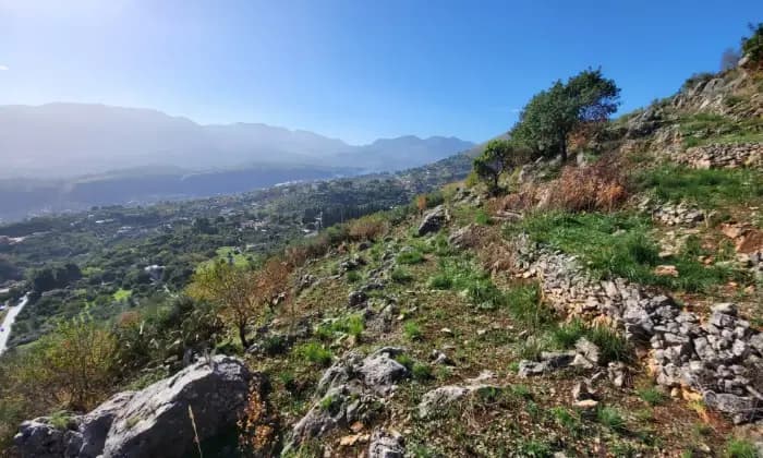 Rexer-Monreale-Terreno-edificabile-con-casetta-e-vista-panoramica-Terrazzo