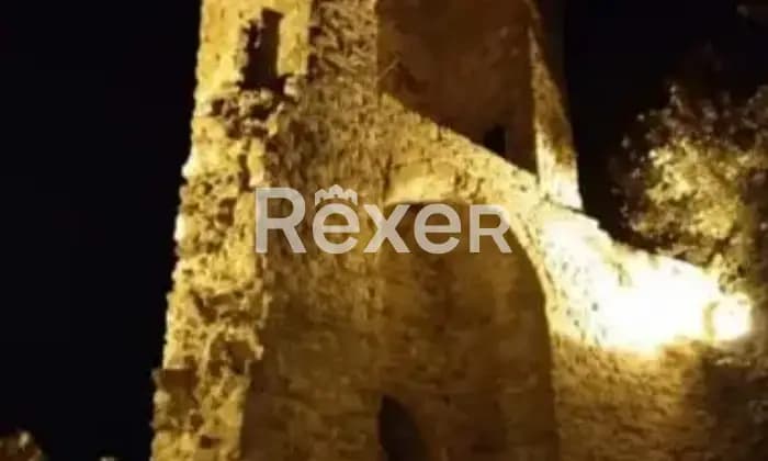 Rexer-Magione-Cielo-terra-con-ingresso-indipendente-nel-Castello-di-Montecolognola-ALTRO