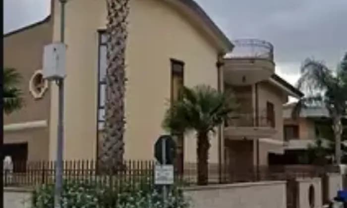 Rexer-Gricignano-di-Aversa-Vendesi-villa-in-Via-Carlo-Alberto-Dalla-ChiesaGRICIGNANO-DI-AVERSA-Giardino
