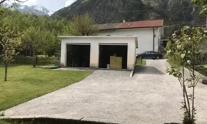 Rexer-Resia-Casa-in-Val-Resia-Terrazzo