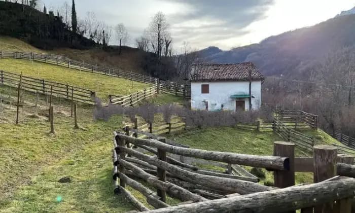 Rexer-Pasturo-Casalecascina-in-vendita-in-via-Rocca-Terrazzo