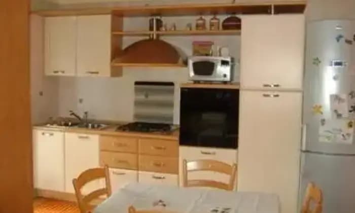Rexer-Aulla-Appartamento-in-vendita-in-via-della-Libert-ad-Aulla-Cucina
