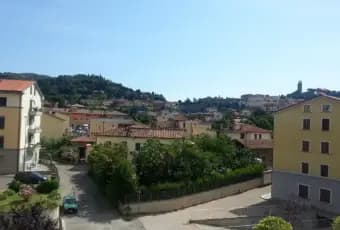 Rexer-Castiglion-Fiorentino-Trilocale-in-vendita-in-piazza-Emanuele-Petri-Terrazzo