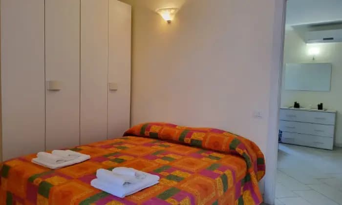 Rexer-Lucca-Appartamento-Luminoso-in-vendita-a-LUCCA-LU-CameraDaLetto