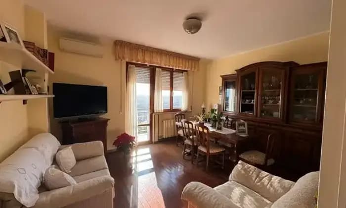 Rexer-Montegranaro-Vendesi-ampio-e-luminoso-appartamento-di-metri-a-Montegranaro-Altro