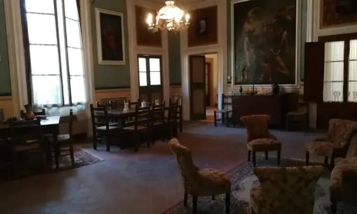 Rexer-Borgo-a-Mozzano-Palazzo-storico-di-charme-Salone