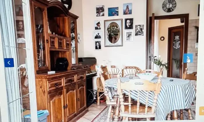 Rexer-Milazzo-Appartamento-su-due-piani-in-vendita-in-via-Tre-Monti-Cucina