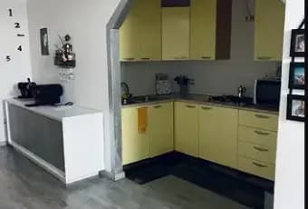 Rexer-Osini-Vendesi-appartamento-in-Viale-Trieste-OSINI-NU-Cucina