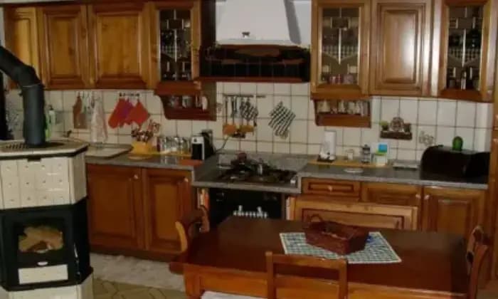 Rexer-Corinaldo-Casa-indipendente-in-vendita-in-strada-Fosso-di-Ripe-Cucina