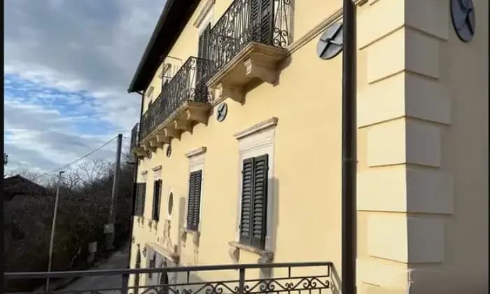 Rexer-LAquila-Vendesi-casa-del-Vallecupa-di-Fagnano-Alto-Aq-Terrazzo