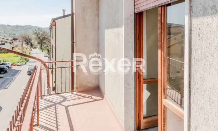 Rexer-Lioni-Luminoso-appartamento-con-balconi-BALCONI