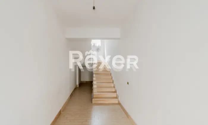 Rexer-Lioni-Luminoso-appartamento-con-balconi-ALTRO