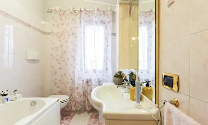 Rexer-SantAngelo-Romano-Vendo-splendido-appartamento-bilivello-quadrilocale-Bagno