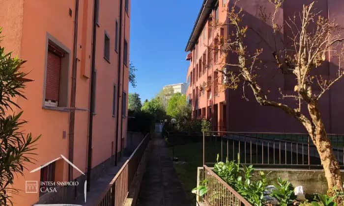 Rexer-Peschiera-Borromeo-Appartamento-mq-su-due-livelli-con-box-auto-Terrazzo