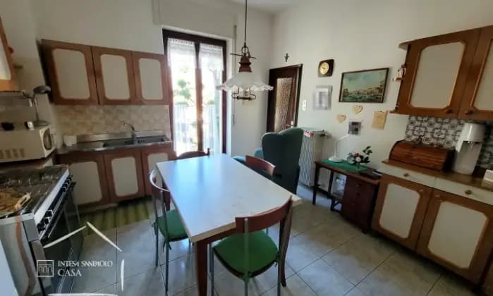 Rexer-San-Fermo-della-Battaglia-Porzione-di-villa-bifamiliare-Cucina