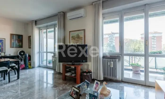 Rexer-Milano-Trilocale-con-soggiorno-doppio-e-cucina-abitabile-mq-Altro