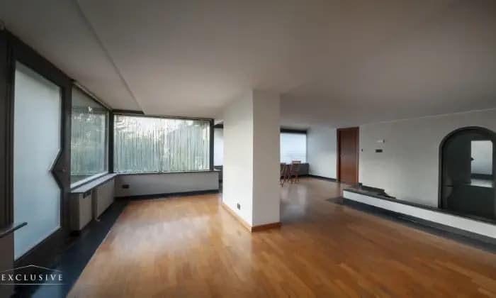 Rexer-Torino-Casa-indipendente-unit-abitative-oltre-mansarda-abitabile-autorimessa-e-giardino-Altro