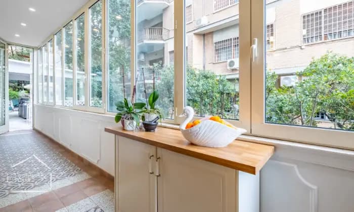 Rexer-Roma-BalduinaEsclusivo-ampio-e-luminoso-appartamento-completamente-ristrutturato-terrazzo-e-giardino-Cucina