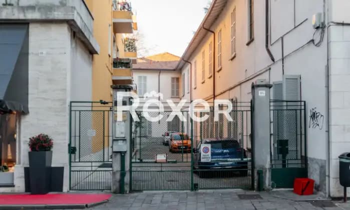 Rexer-Vimercate-NUDA-PROPRIETA-Vimercate-Centro-Appartamento-mq-con-cantina-Terrazzo
